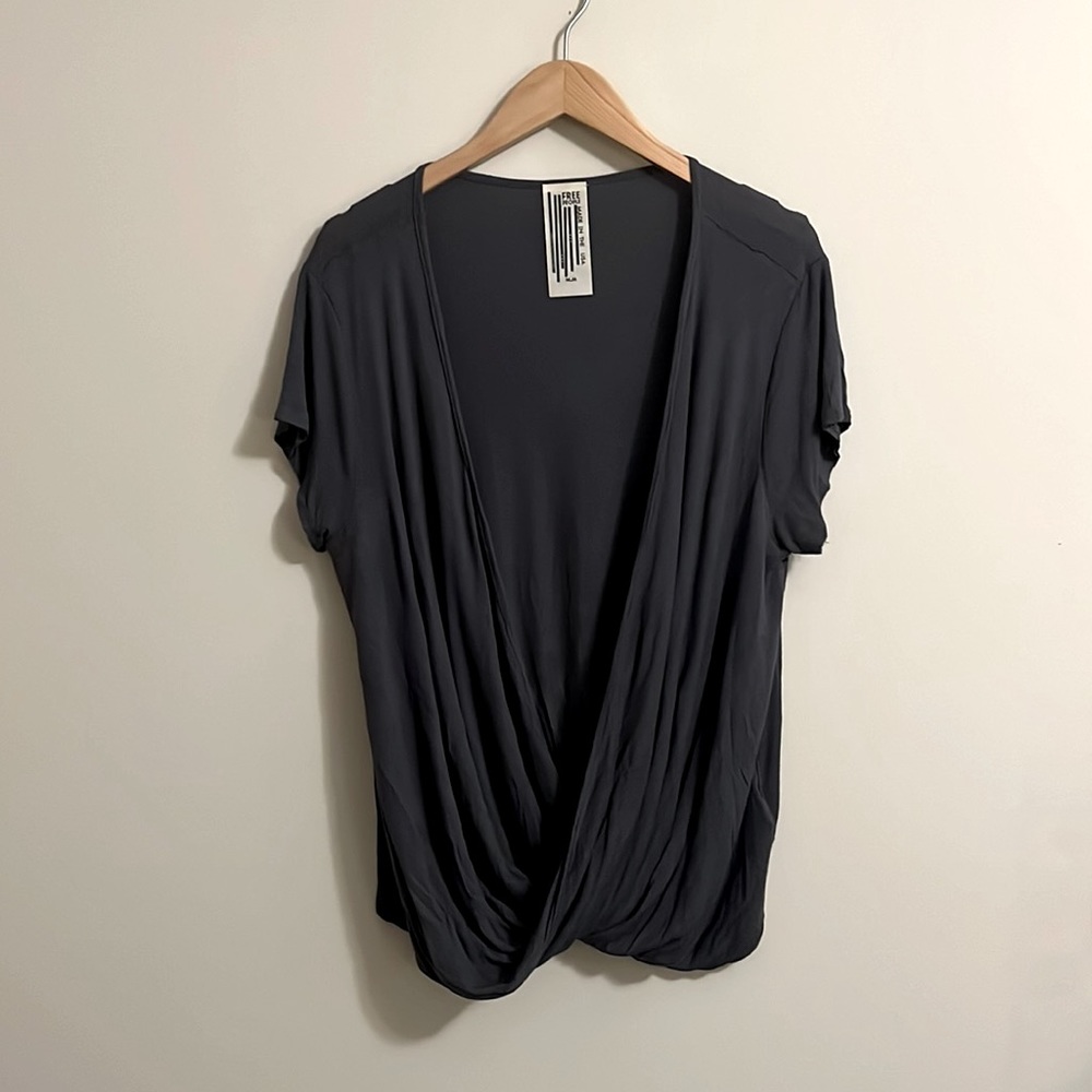 Free People Twist Front Tshirt, Size Medium